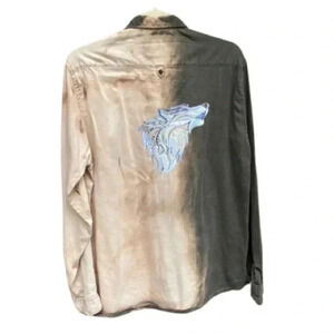 🌟Bleached🌟 Louis Philippe green button front with wolf graphic-Size Large